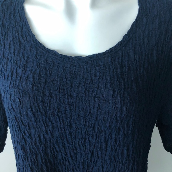 Chico’s Navy Crepe Tunic w/ flattering 3/4 sleeve - Picture 2 of 7